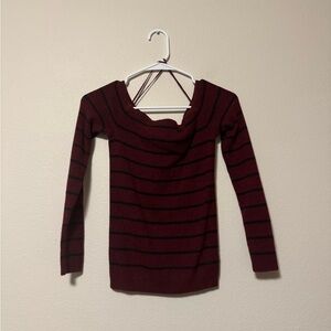 American Eagle Outfitters Burgundy and Black Knit Sweater